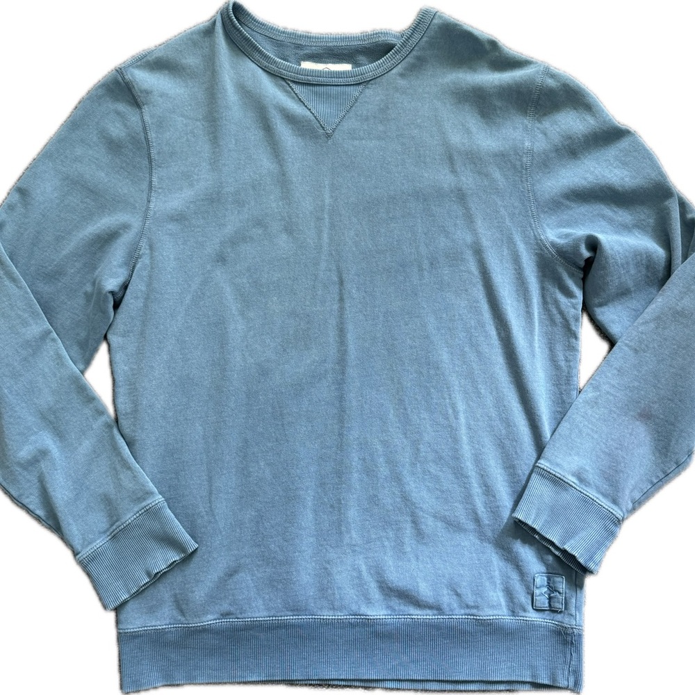 St. John's Bay Men's Light Blue Crewneck Sweater